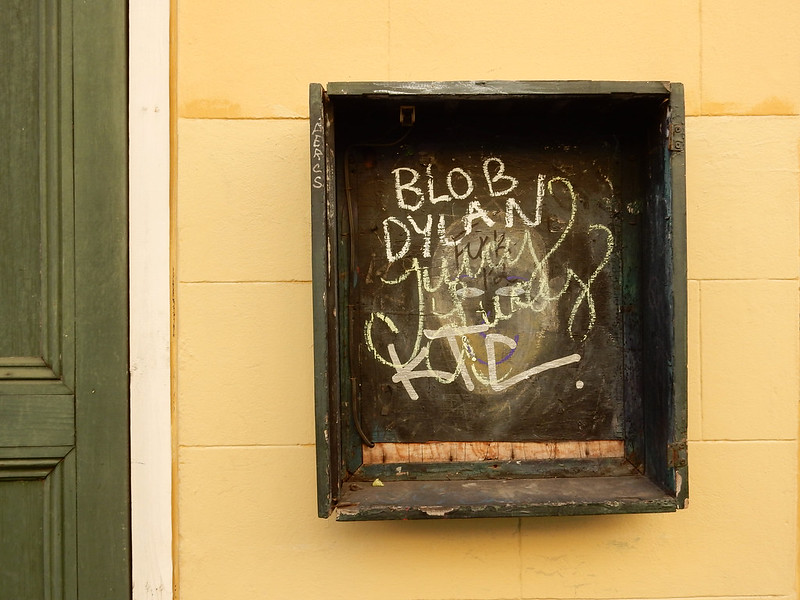 A "Blob Dylan" tag seen in New Orleans, Louisiana.  "Blob Dylan" by aestheticsofcrisis is licensed with CC BY-NC-SA 2.0. 