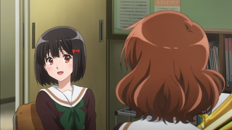 Kanade Hisashi, sitting in a chair, talks to Kumiko Oumae with a sheepish grin in the third season of the Sound! Euphonium anime.