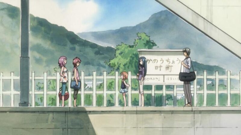 From left to right: Touko, Tetsu, Karada, Shouko, and Hiro on a train platform. Karada, who has not yet transformed into an adult, is introducing Shouko to the Amino siblings.